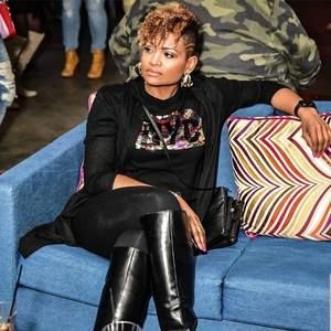 Meet your Posher, Murielle